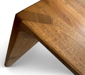 Eetkamertafel Hanny - Artisan — productfoto op witte achtergrond