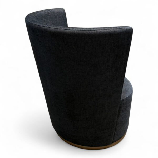 Draaifauteuil Polo Club hoog BW 107-1001 - BW Bielefelder Werkstätten — productfoto op witte achtergrond