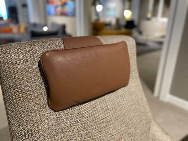 BW Bielefelder Werkstätten Tbv Saloni hoog BW 135-7000 Nekkussen Showroommodel 1 BW Bielefelder Werkstätten Tbv Saloni hoog BW 135-7000 Nekkussen Showroommodel 1