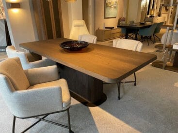 Hofstede Raanhuis Tortona M-TOR 7105 Eetkamertafel Showroommodel 2