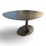 Eetkamertafel Columna Circum 627-907 - Leolux — hoofdfoto op witte achtergrond