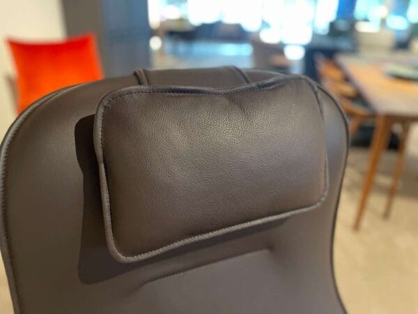 Rolf Benz N-KI 582 Rolf Benz Nekkussen Showroommodel 1 Rolf Benz N-KI 582 Rolf Benz Nekkussen Showroommodel 1