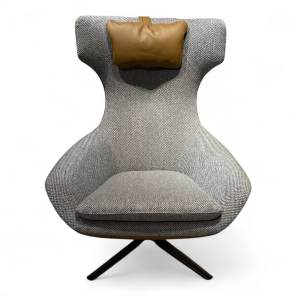 Relaxfauteuil Caruzzo Plus 662-100 - Leolux — productfoto op witte achtergrond