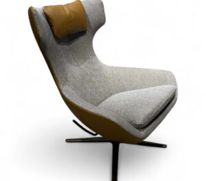 Relaxfauteuil Caruzzo Plus 662-100 - Leolux — productfoto op witte achtergrond