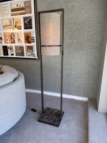 Staande lamp Floor Tube Marble - By Eve — hoofdfoto op witte achtergrond